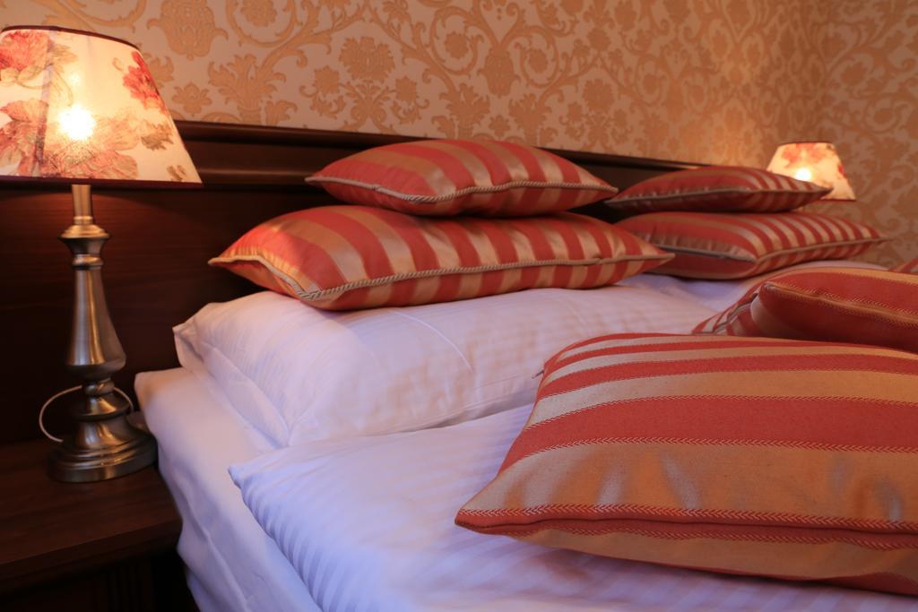 Hotel Kopernik Цехоцинек Номер фото