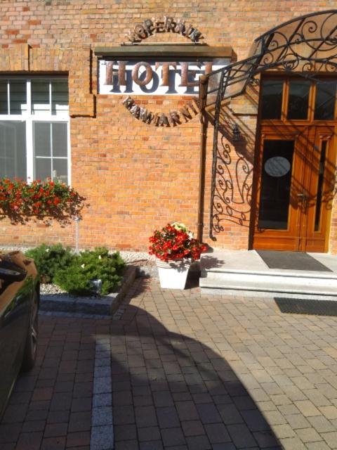 Hotel Kopernik Цехоцинек Экстерьер фото